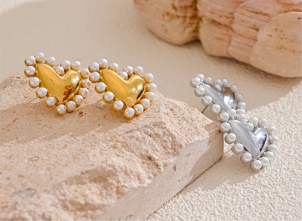 Pearl of Hearts Earrings