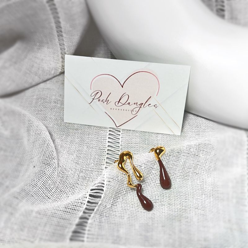 Jordyn Gold Brown Stud Earrings