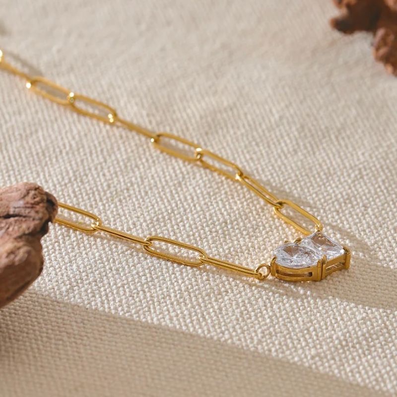 Zirconia Pendant Necklace