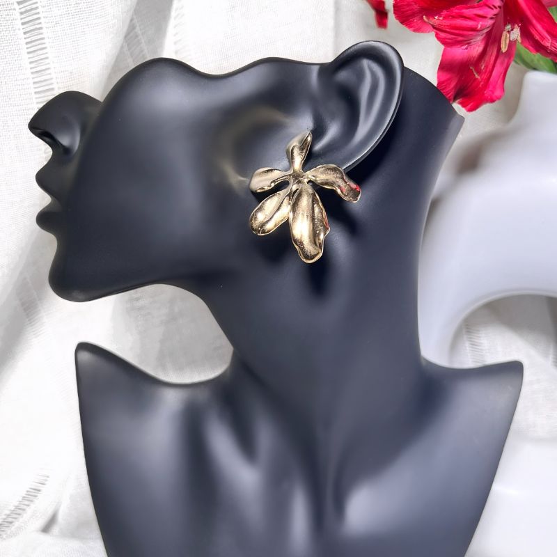 Lauren Earring