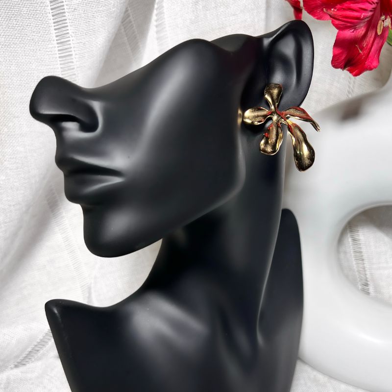 Lauren Earring