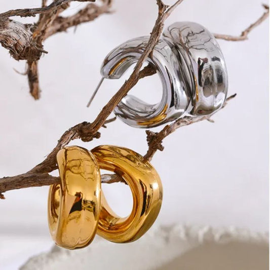 Jourdan Chunky Lightweight Hoop Earrings