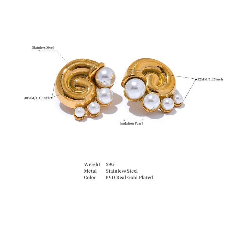 Pearls Stud Earrings