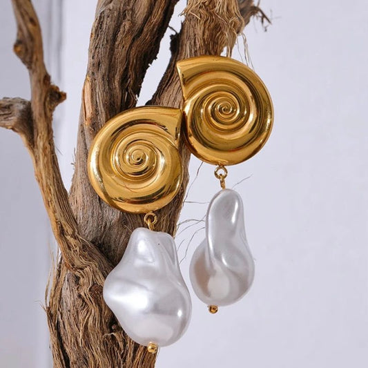 Shell Drop Pearl Earrings