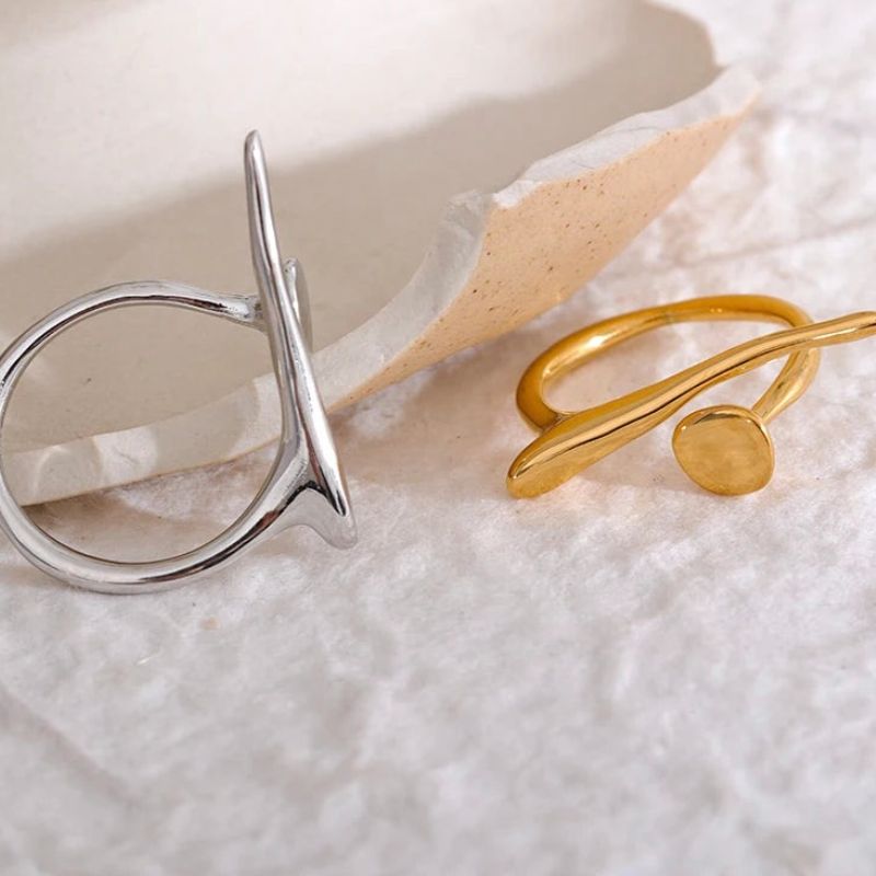 Artsy Minimalist Ring