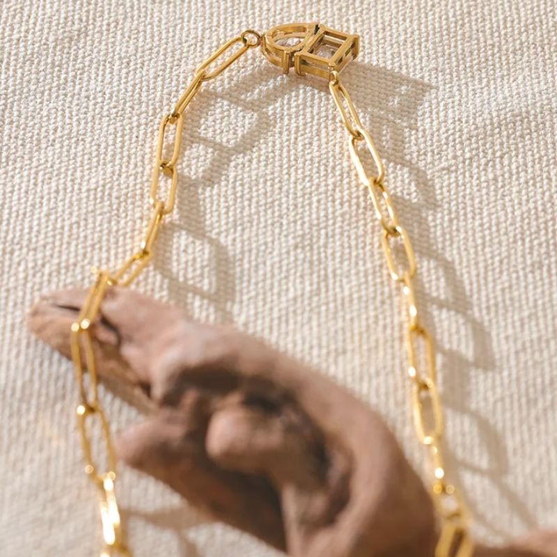 Zirconia Pendant Necklace