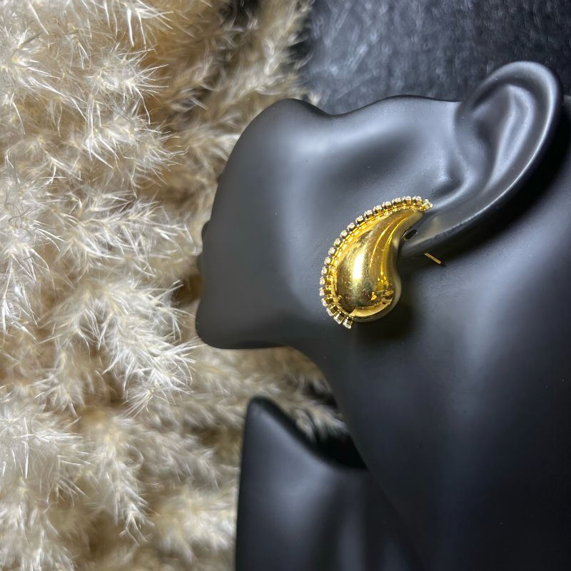 Nia Earring