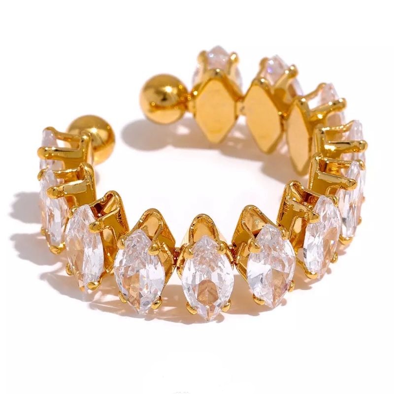 Kenzas Diamond Zirconia Ring