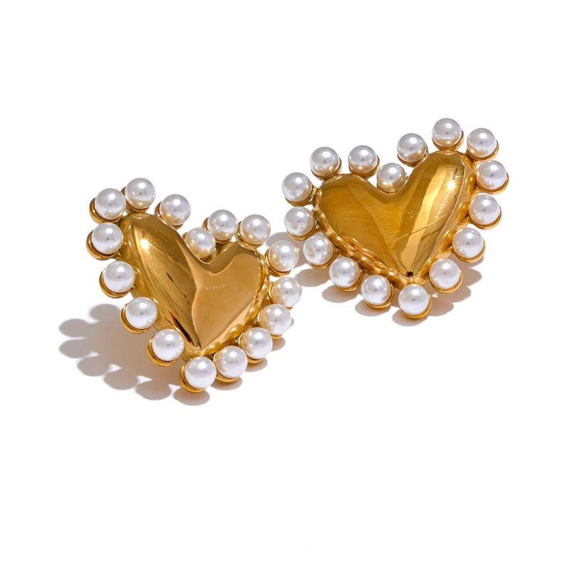 Pearl of Hearts Earrings