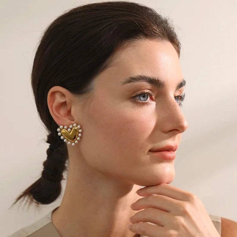 Pearl of Hearts Earrings
